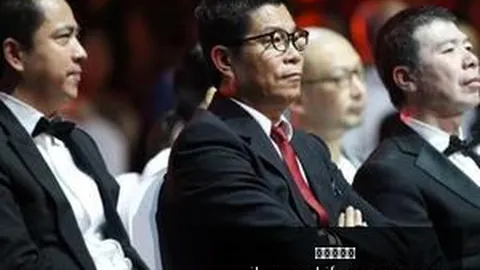 2026独家：杜锋赠库里粤限量纪念品，珍贵瞬间同步曝光